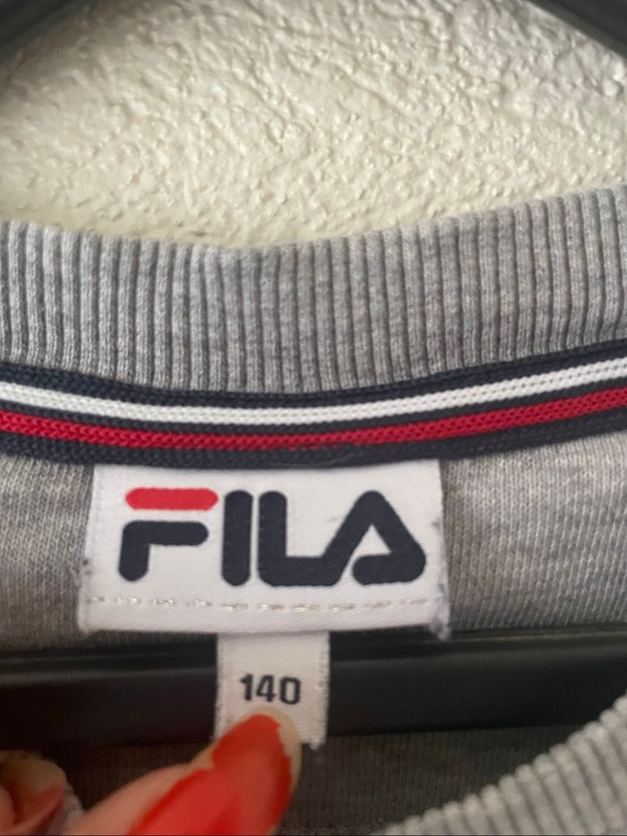Sweat Fila - 10 ans - photo numéro 3