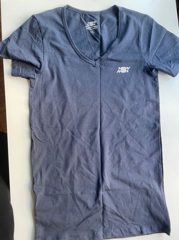 T-shirt bleu marine New man taille M