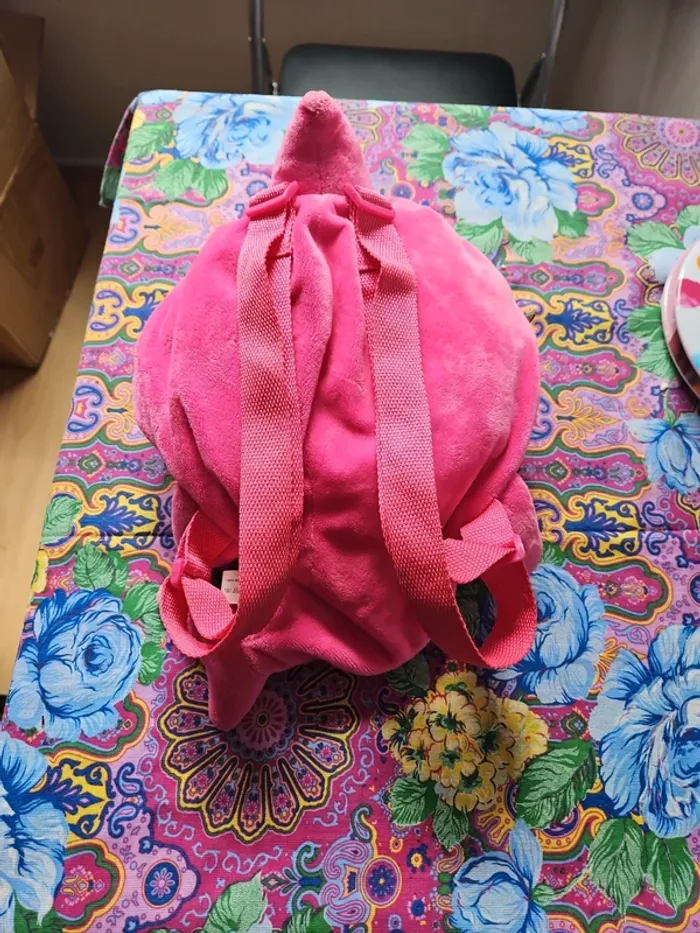 Sac peluche baby sharck - photo numéro 2