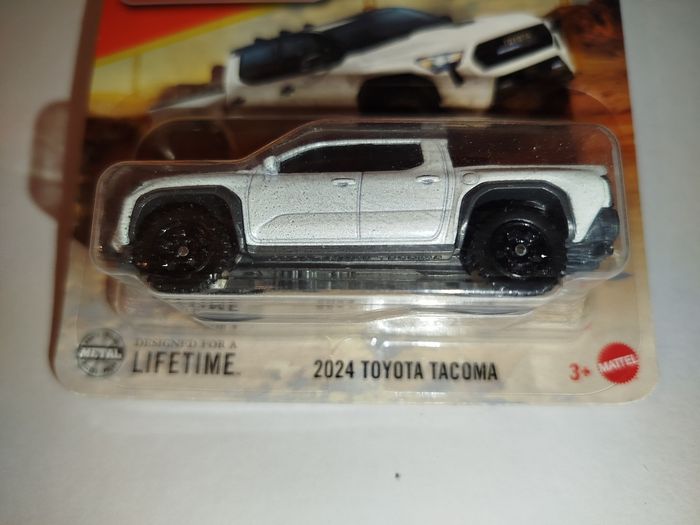 Matchbox 2024 Toyota Takoma - photo numéro 2