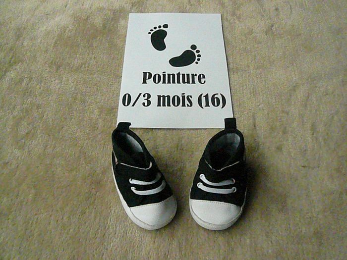 Tennis noires Creeks – 0/3 mois