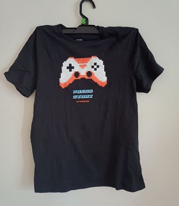 Tee shirt