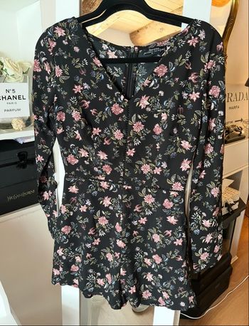 Combishort noir fleuris Bershka T.M neuve 💐