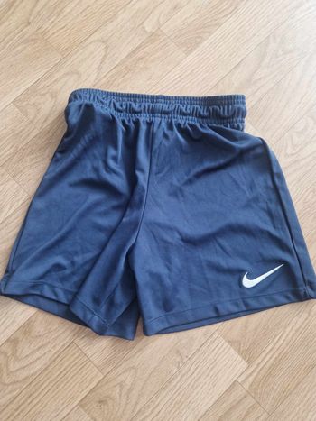 🩵Short foot 8/10 ans - Nike