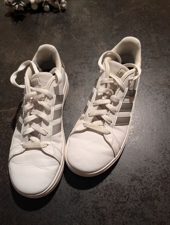 Basket blanche Adidas 37 1/3