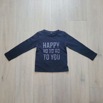 Sweat bleu foncé . 8 ans fille. Marque Kiabi