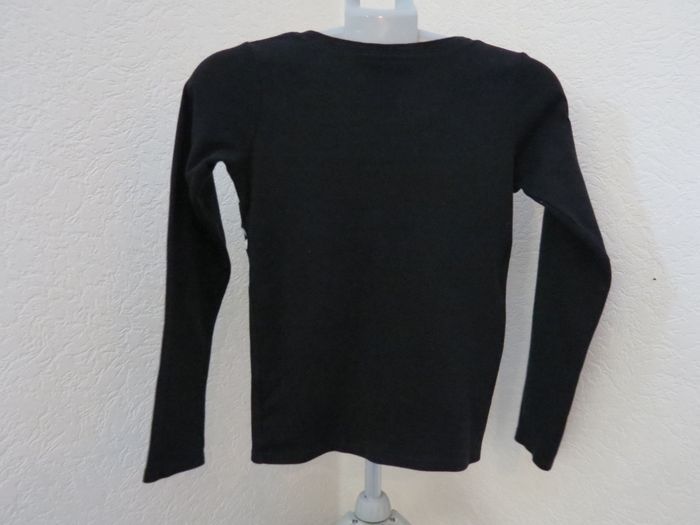 Top noir Cache Cache – détails bijoux & boutons cœur🩶 - photo numéro 7