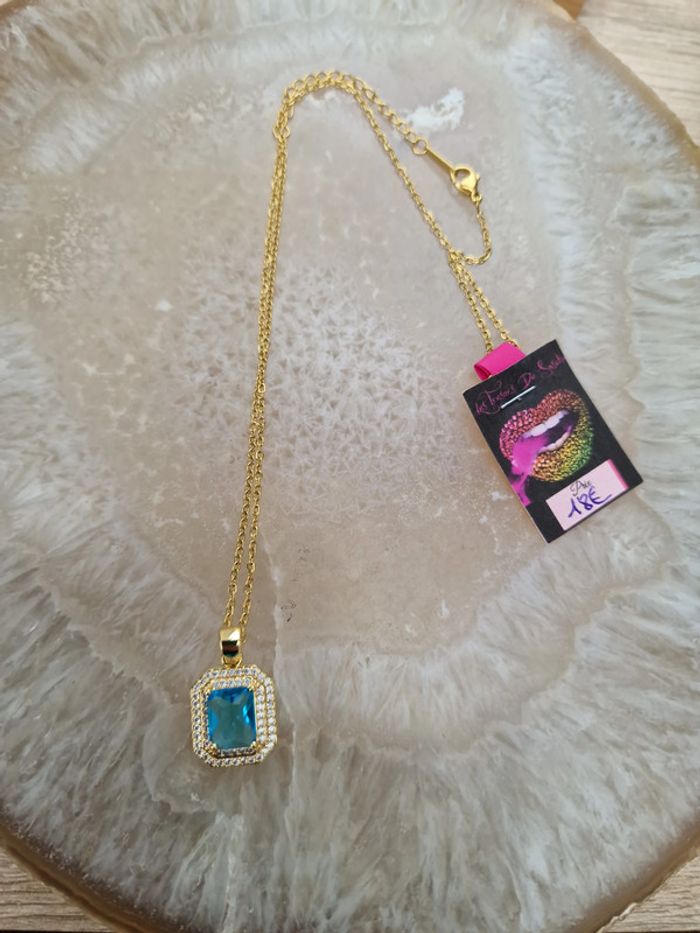 Collier Acier Doré Pendentif Pierre Bleue Cristal - photo numéro 2