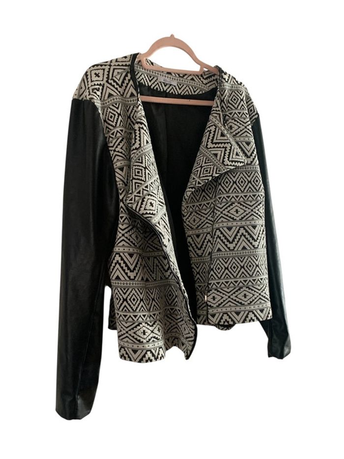 Veste a motif