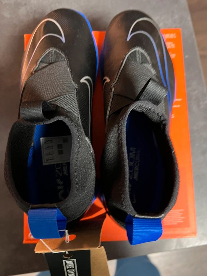 Basket Nike taille 38.5 - photo numéro 4