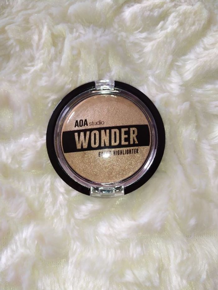 AOA Studio Wonder Baked Highlighter