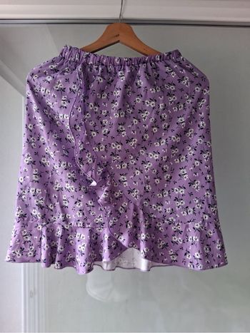 Jupe violette motif fleur