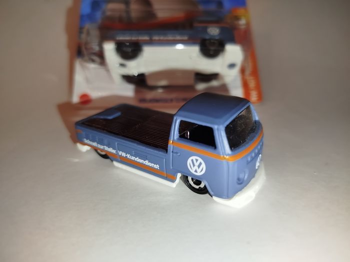 Hot Wheels Volkswagen T2 PICKUP 2024 - photo numéro 2