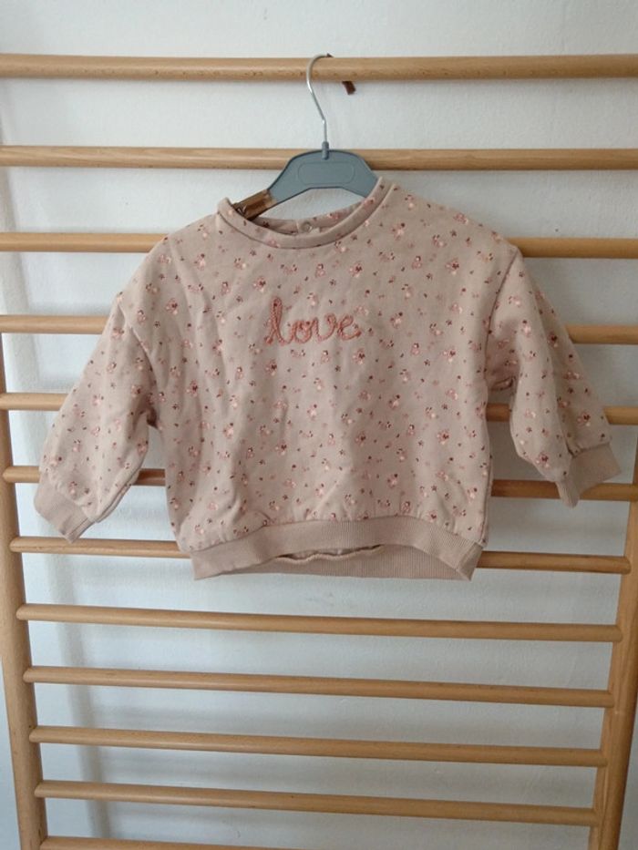 Sweat kiabi love fleurie