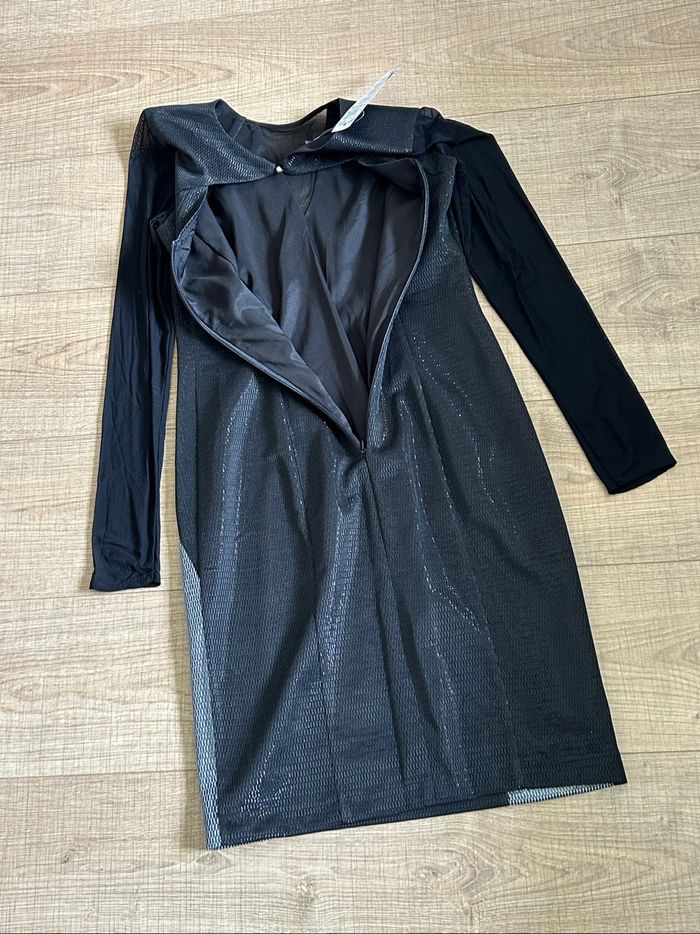 Robe noire et argentée neuve à manches longues De Facto taille 36 - photo numéro 8