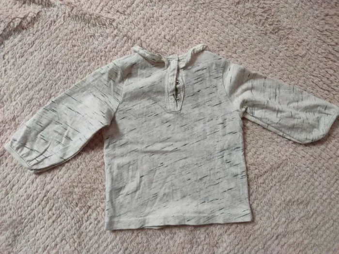 Tee-shirt manches longues Petit Bateau 6 mois - photo numéro 4