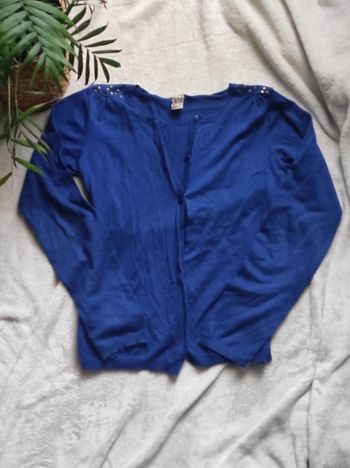 Gilet bleu tap 14ans