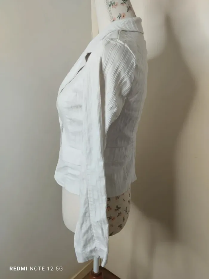 Jolie blazer taille S - photo numéro 2