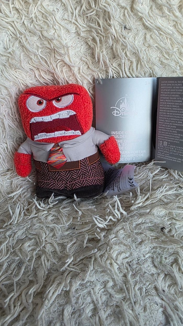 Peluche d'épaule disney aimanté vice versa colère disneyland paris - disney store