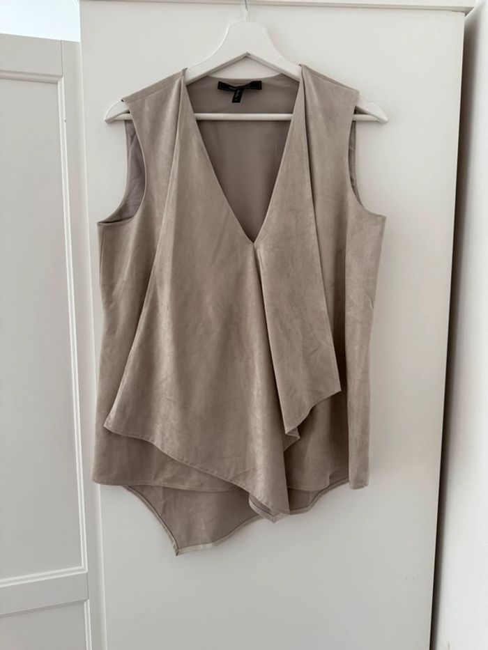 Superbe blouse neuve en tissu fluide effet daim BCBG Maxazria S 36 - photo numéro 8