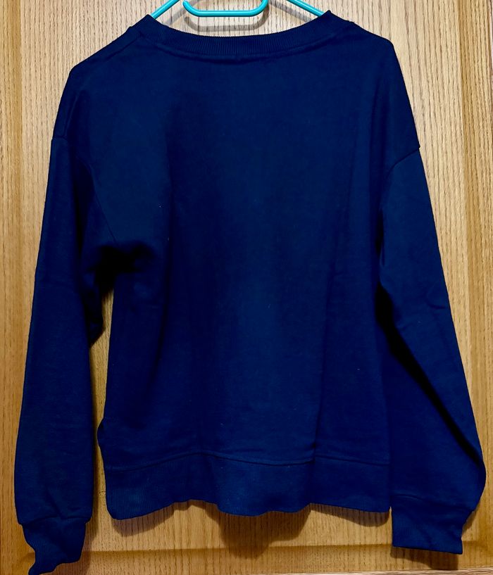 Sweat bleu marine bershka taille s - photo numéro 2