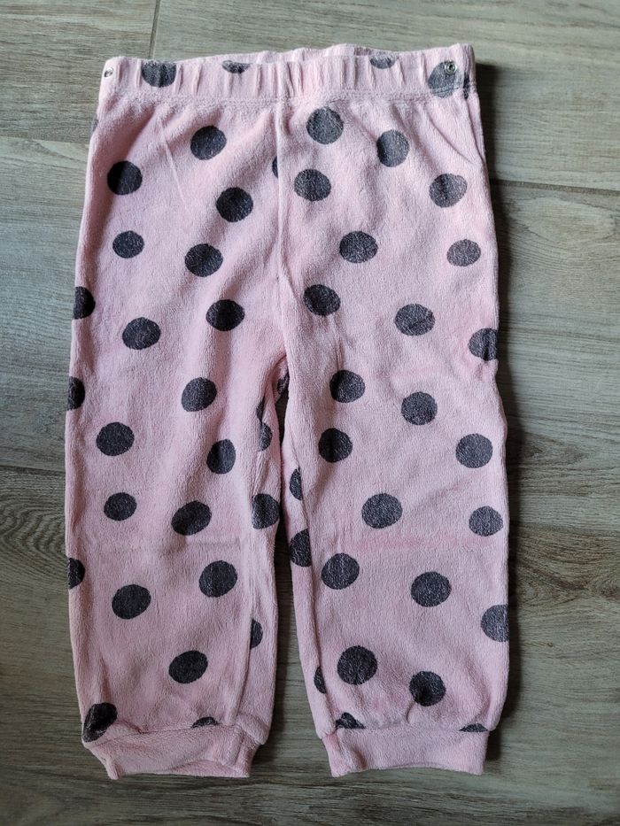 Pyjama velours Mickey et Minnie taille 24 mois - photo numéro 5