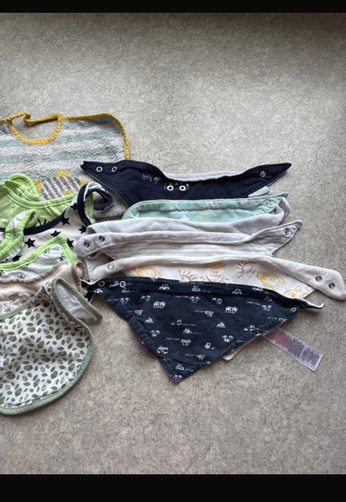 Lot de 18 bavoir enfant - photo numéro 4