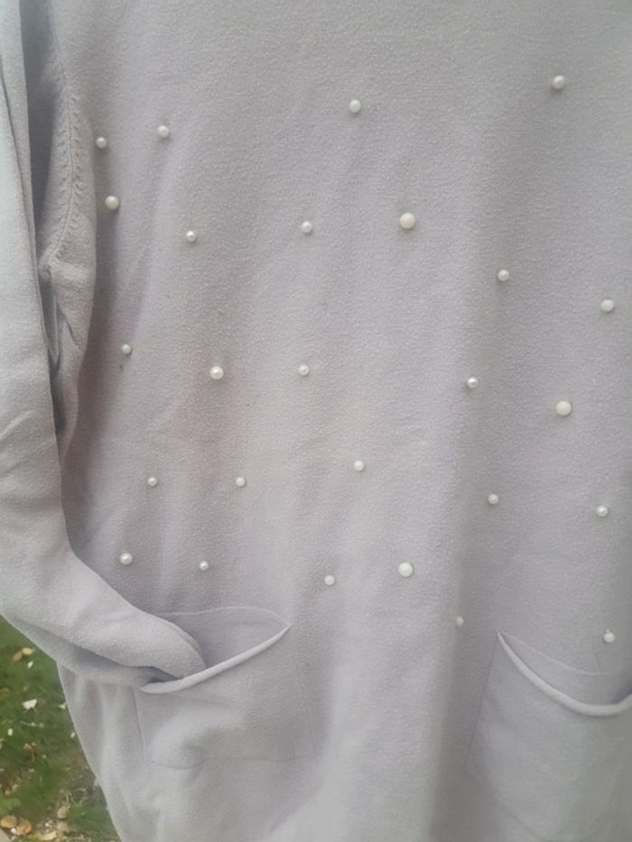 Pull rose poudré avec perles - photo numéro 2