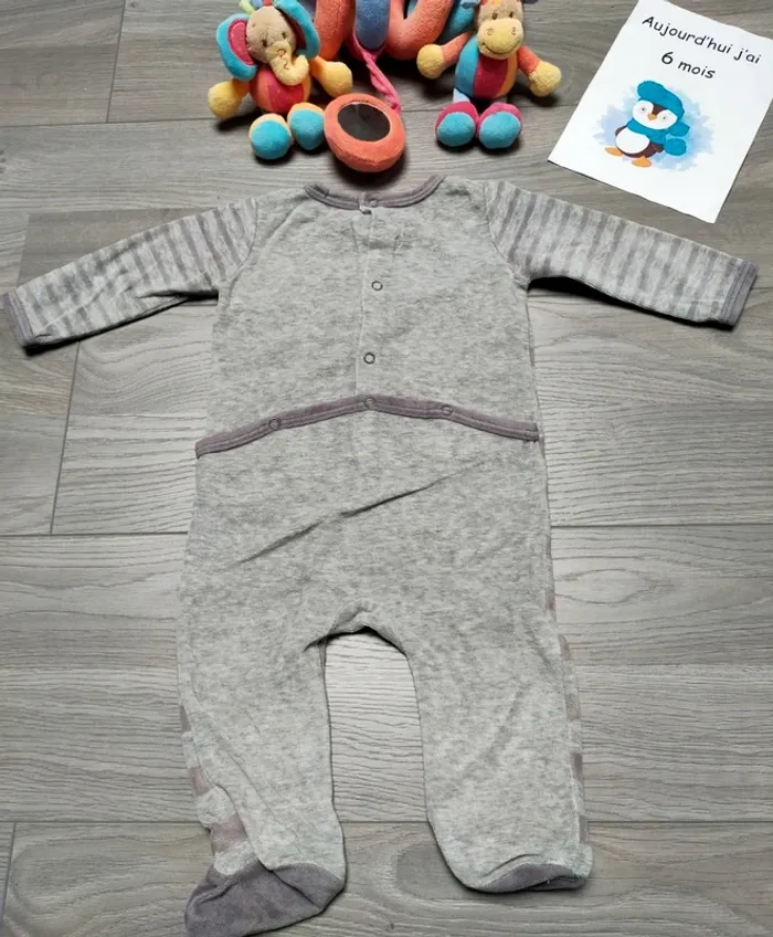 Grenouillère velours gris engin garçon 6 mois Mini Gang - photo numéro 4