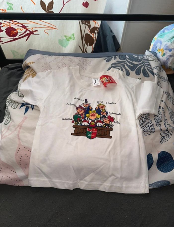 Tee-shirts bb garçon taille 12-18 mois🐼