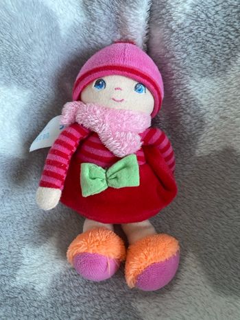 Doudou poupée corolle