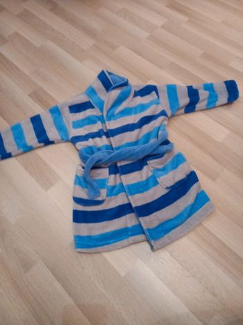 peignoir 3/4 ans