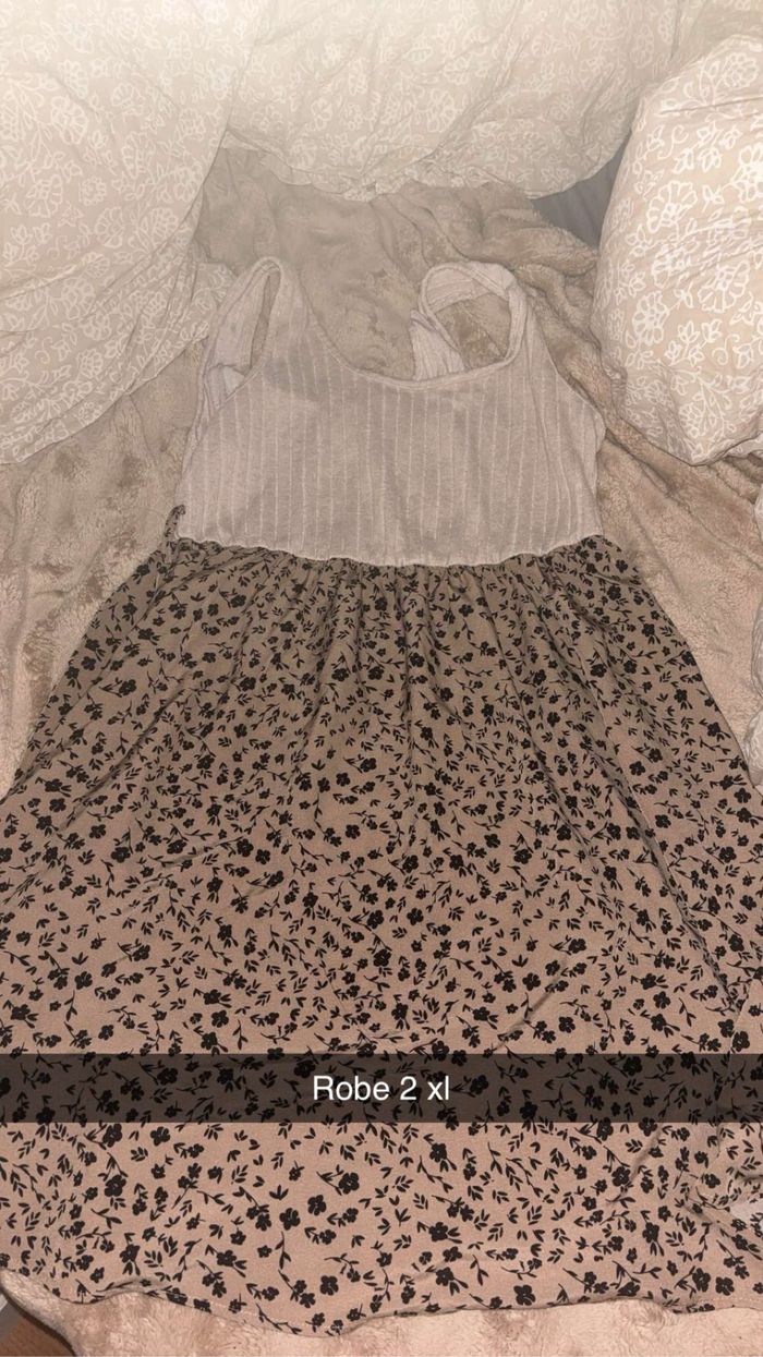 Lots robe femme
