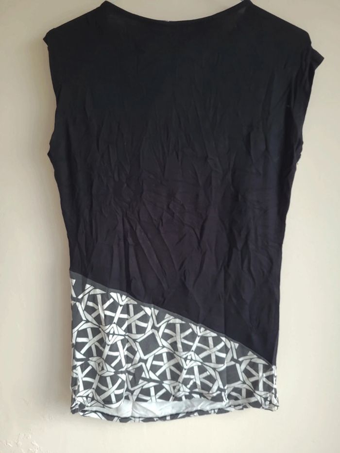 👚Tee-shirt Desigual taille M👚 - photo numéro 2