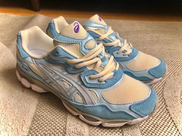 Asics gel-nyc arctic Taille 42