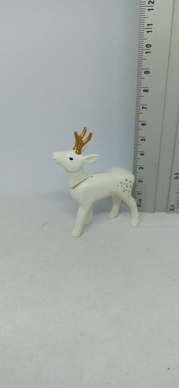 Jeune cerf blanc playmobil