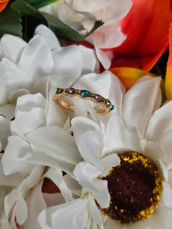 Bague avec multi pierres topaz