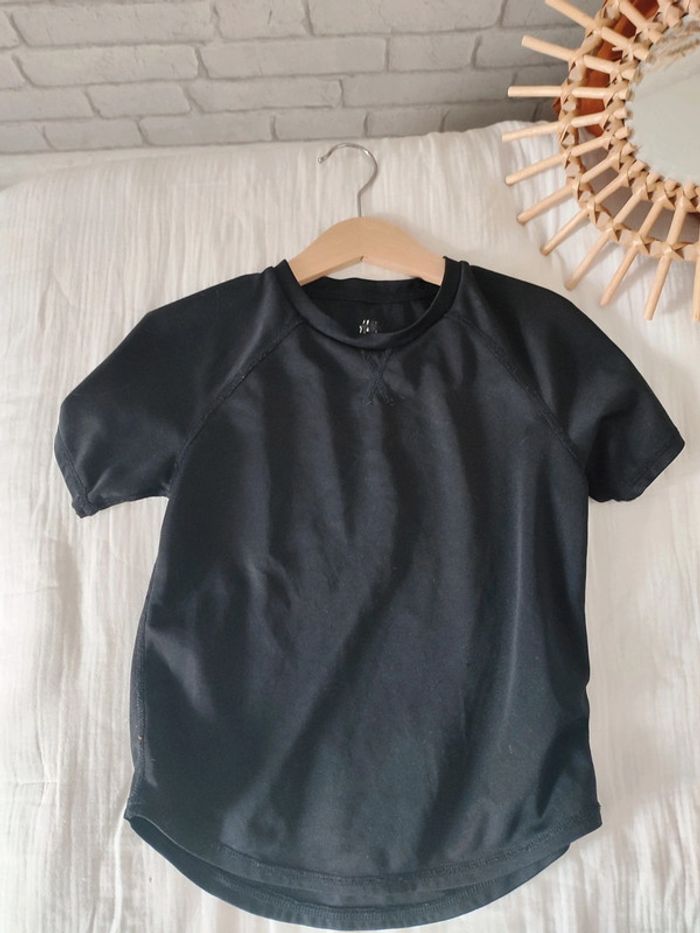 Tee-shirt de sport H&M – Dry Move (5/6 ans) - photo numéro 2