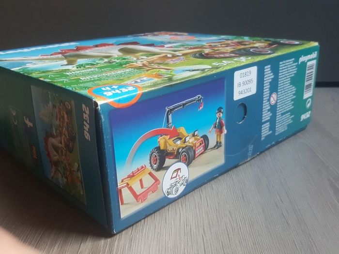 Playmobil 9432 "Dinos explorateur avec véhicule et Stégosaure - photo numéro 9