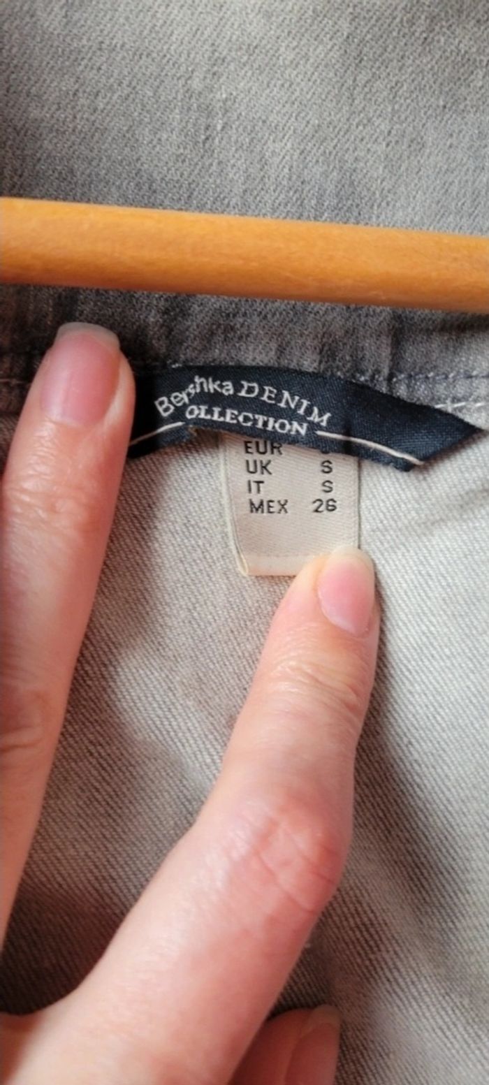Veste en jeans cloutée Bershka T36 - photo numéro 2