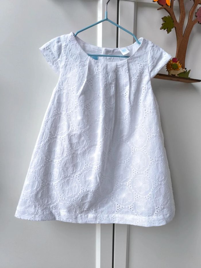 Robe dentelle - photo numéro 2