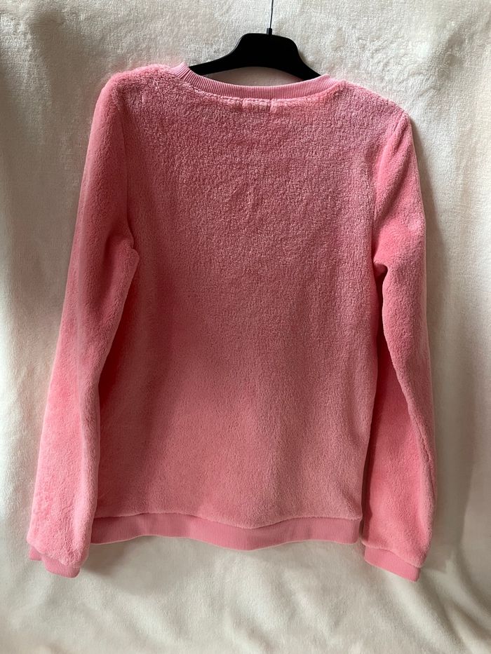 Pull motif étoile neuf (4€) + 1 sweat offert (13/14 ans) - photo numéro 3