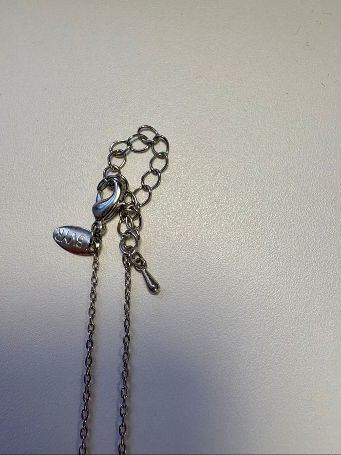 Collier argenté avec boule scintillante violette - photo numéro 3