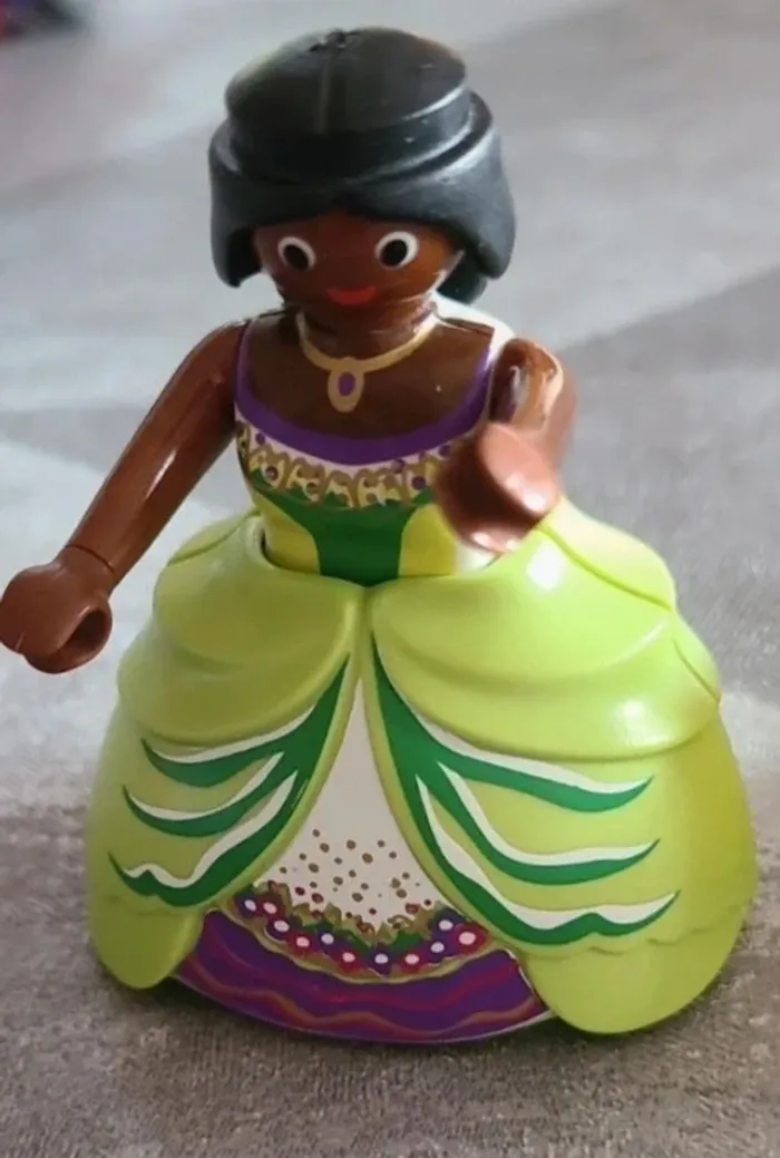 Lot de 4 figurines playmobil princesse - photo numéro 2