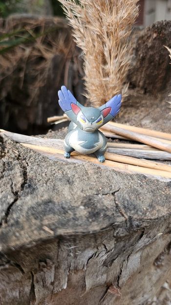 Super figurine Pokemon chaffreux