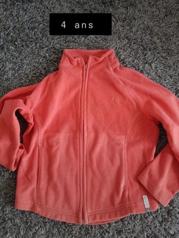 Veste, polaire taille 4 ans