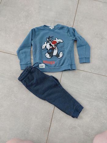 Ensemble Looney Tunes by OVS