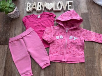 - Ensemble C&A - 6 mois - Très bon état 