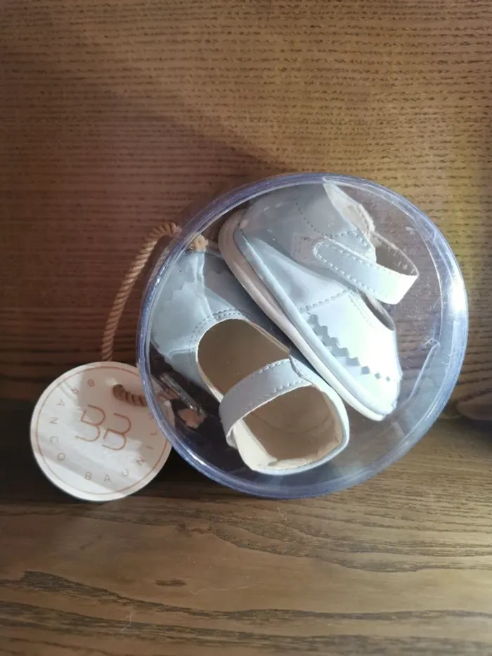 Chaussures bébé.
