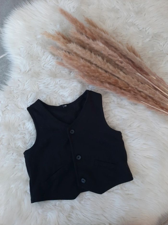 Gilet noir 12 mois